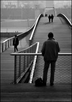 Sur la passerelle - Odile Lapujoulade